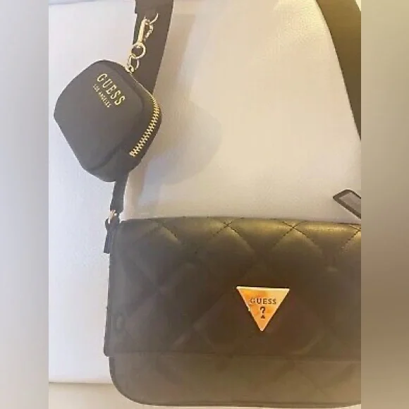 NWT GUESS COLTON MINI QUILTED CROSSBODY BAG W AIRPOD CASE BLACK - Picture 2 of 4